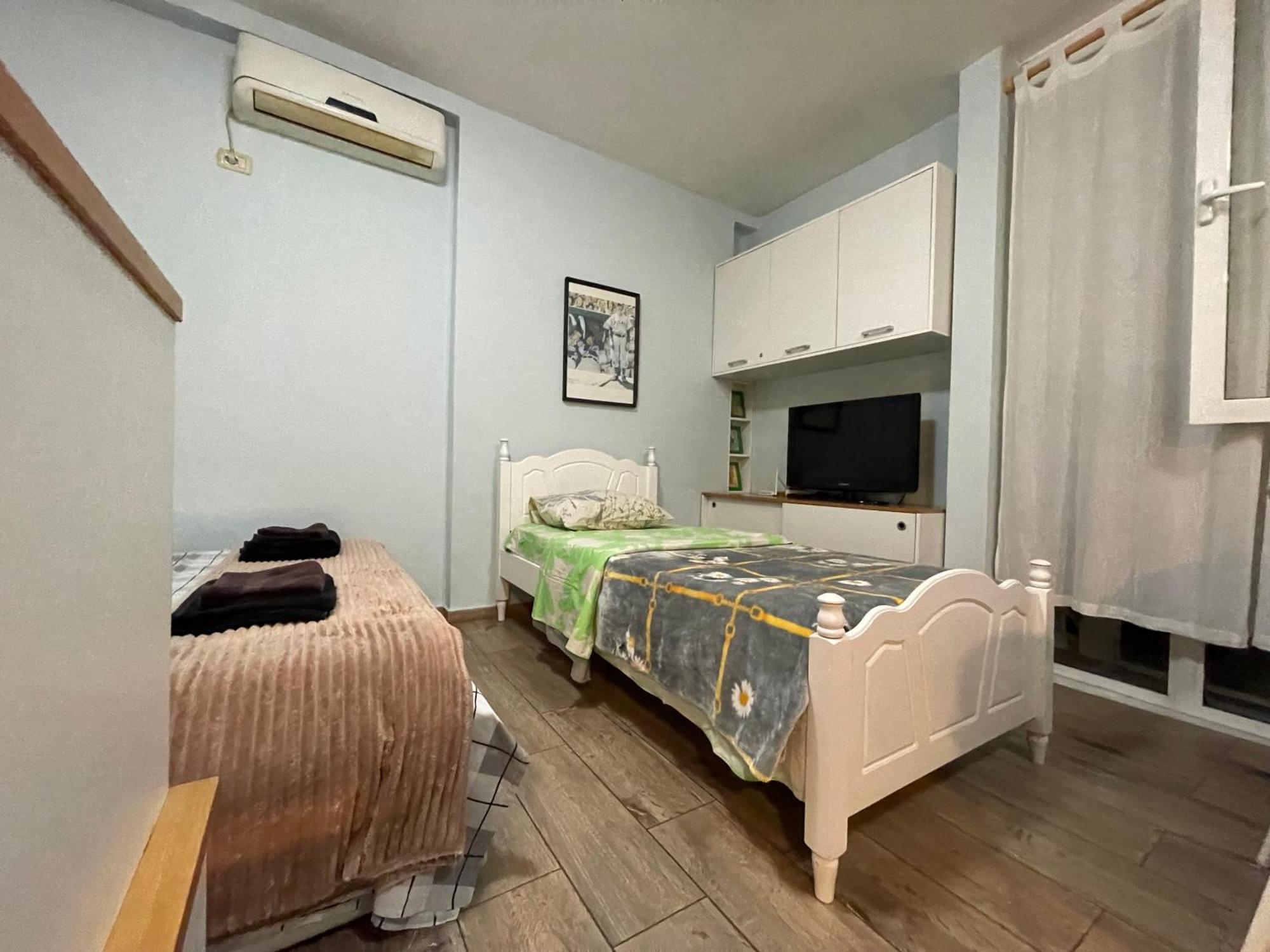 Enjoy Travel Cute Studio Apartment 地拉那 外观 照片