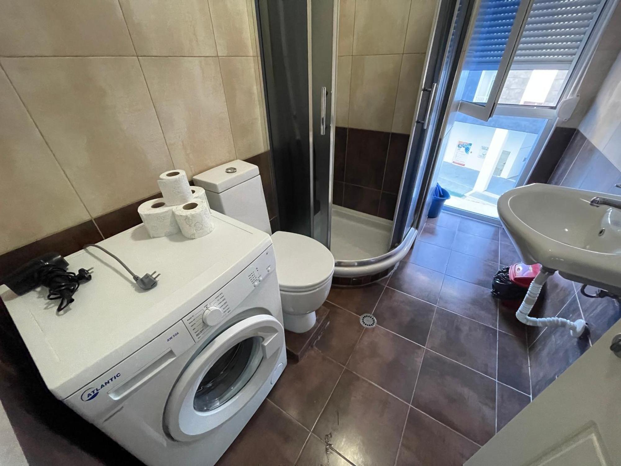 Enjoy Travel Cute Studio Apartment 地拉那 外观 照片