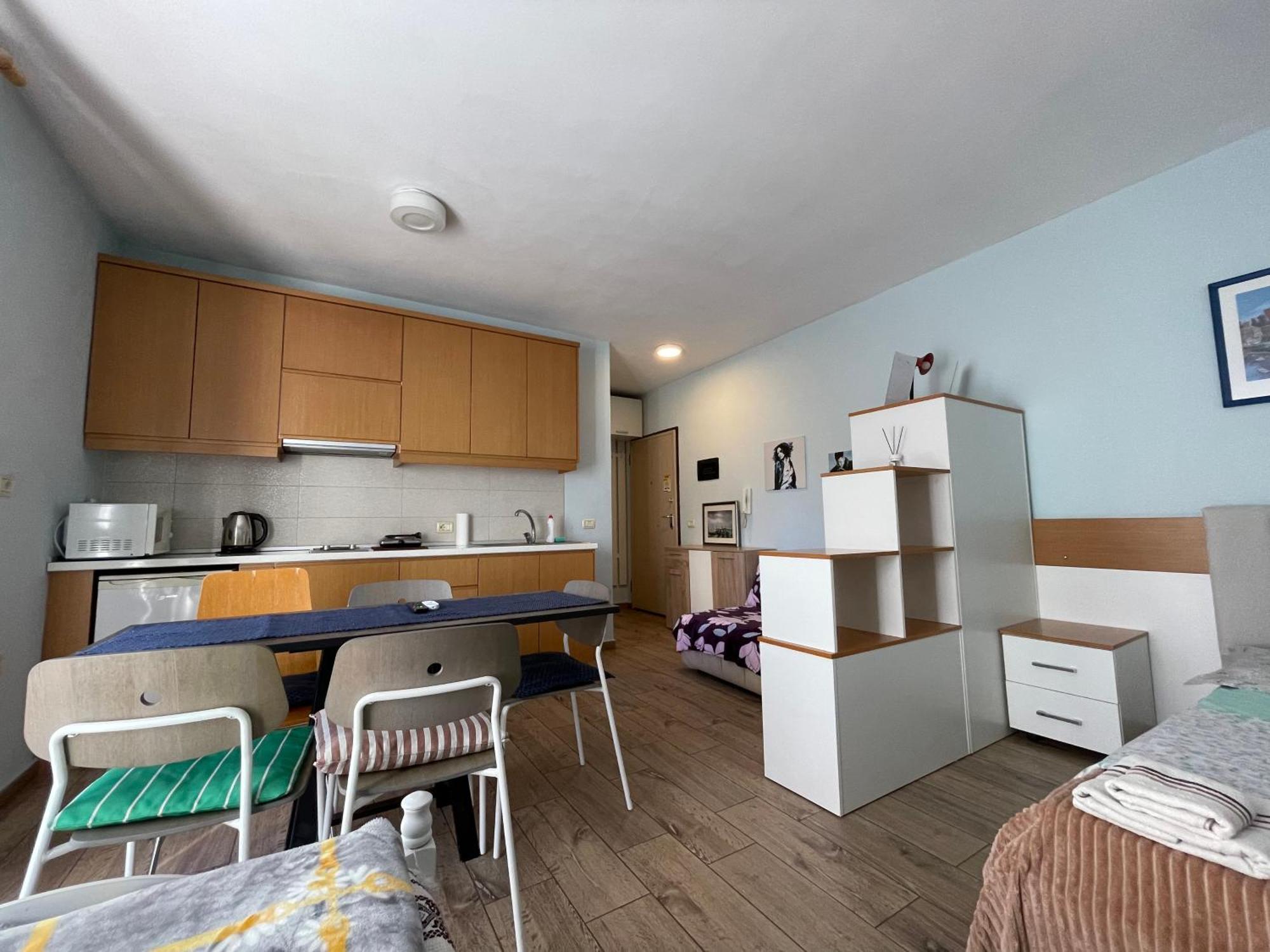 Enjoy Travel Cute Studio Apartment 地拉那 外观 照片